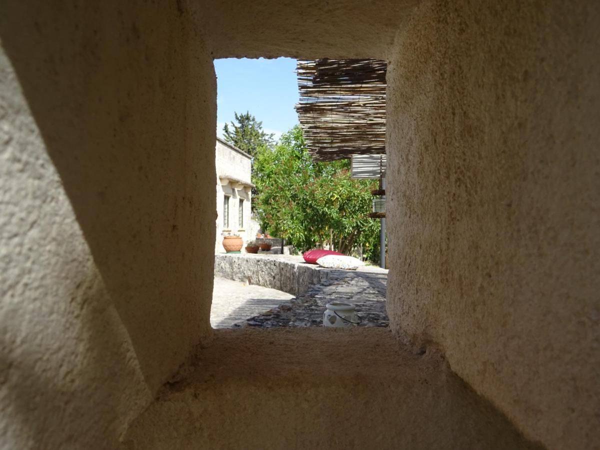 Trulli Di Zia Tata Pensionat Locorotondo Exteriör bild