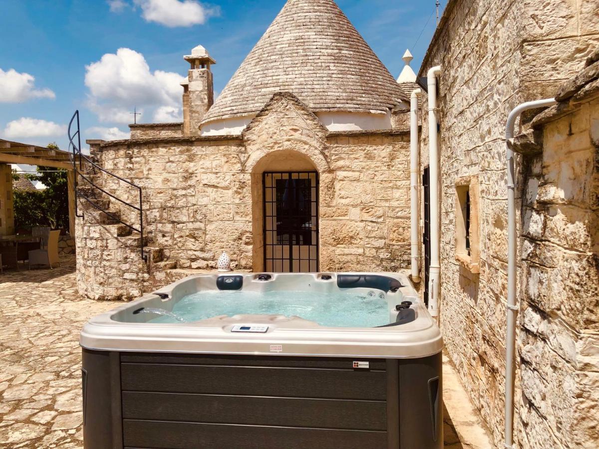 Trulli Di Zia Tata Pensionat Locorotondo Exteriör bild