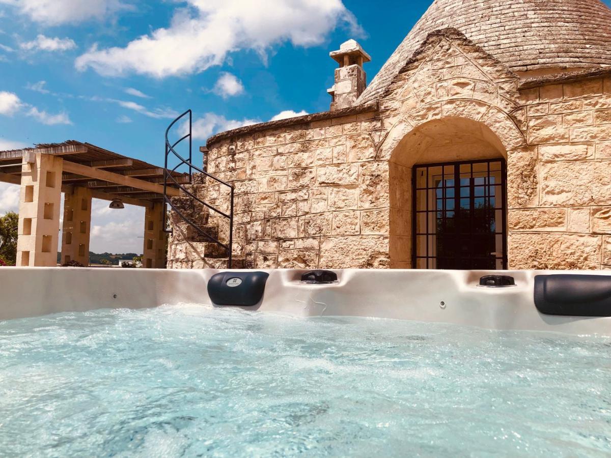 Trulli Di Zia Tata Pensionat Locorotondo Exteriör bild