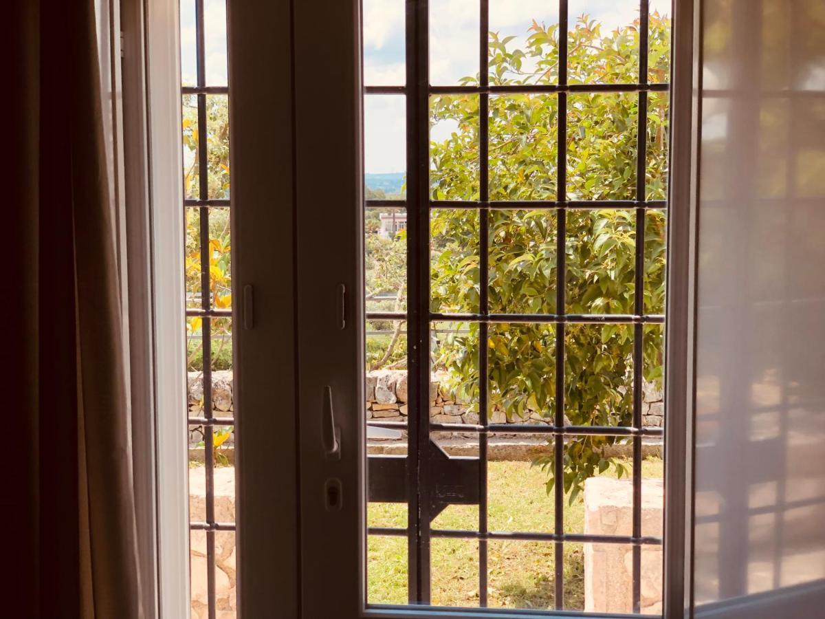 Trulli Di Zia Tata Pensionat Locorotondo Exteriör bild