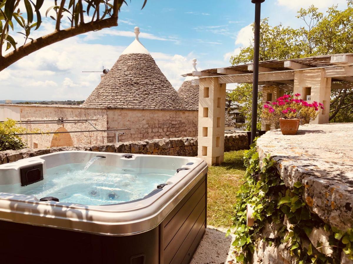 Trulli Di Zia Tata Pensionat Locorotondo Exteriör bild